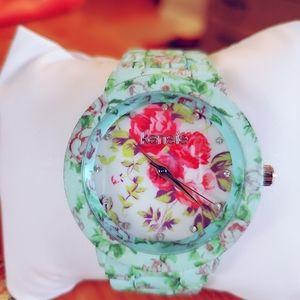 Ladies Girl's Women's Watch Kensie